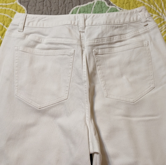 Talbot's High Waisted Stretch White Capri Jeans Wide Leg size 8. Current style - Picture 5 of 6